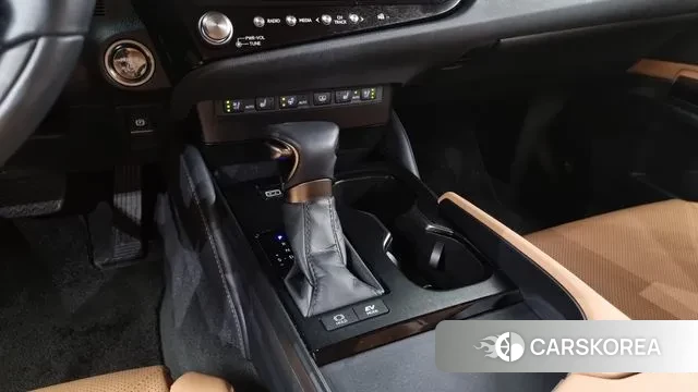 Lexus ES300h 7th generation id 3142134 из Кореи 19