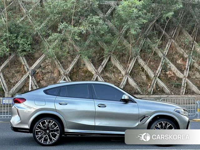 BMW X6 M id 4265492 из Китая 9