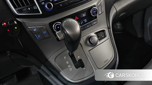 Hyundai The New Grand Starex id 3867548 из Кореи 19