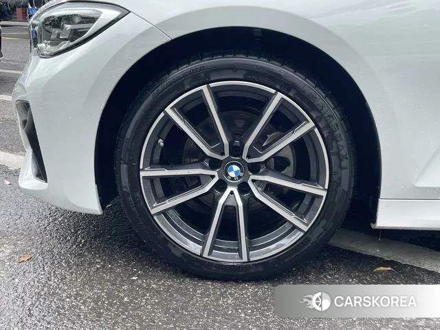 BMW 3 series id 4265695 из Китая 13