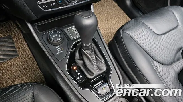 Jeep Cherokee (KL) id 2705956 из Кореи 19