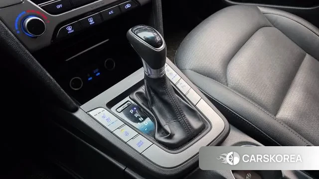 Hyundai Avante AD id 3672881 из Кореи 19