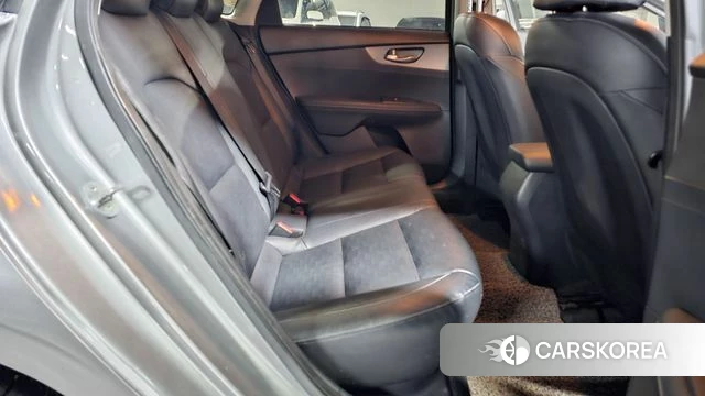 Kia Come New K3 id 3853633 из Кореи 19