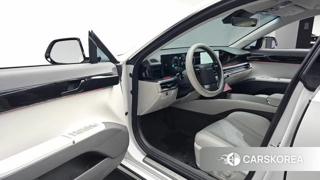 Hyundai Grandeur Hybrid (GN7) id 4354735 из Кореи 31