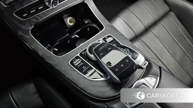 Mercedes-Benz E-Class W213 id 3480167 из Кореи 19