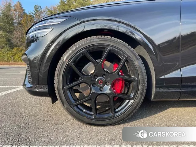 Genesis GV70 id 3491880 из Кореи 19