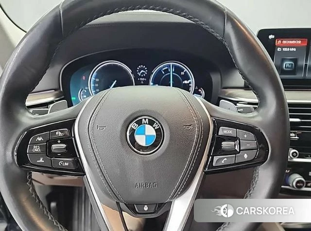 BMW 5 Series (G30) id 4285906 из Кореи 18