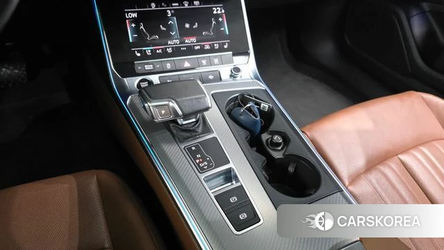 Audi A6 (C8) id 4400903 из Кореи 32