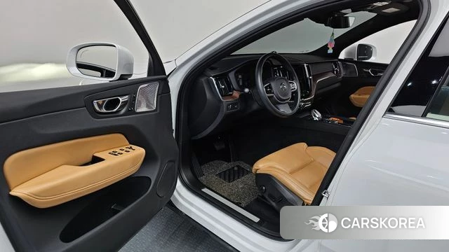 Volvo XC60 second Generation id 3812759 из Кореи 19