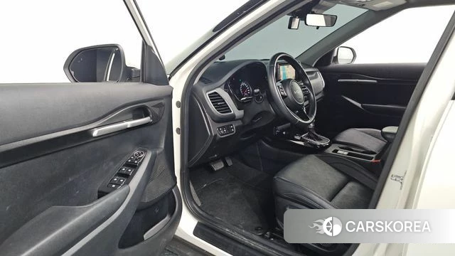 Kia Seltos id 4495140 из Кореи 28