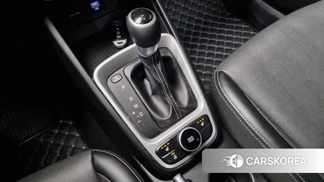 Hyundai Venue id 3504648 из Кореи 19