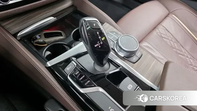 BMW 5 Series (G30) id 3760652 из Кореи 19