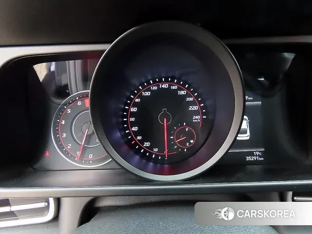 Hyundai Avante (CN7) id 3241954 из Кореи 17