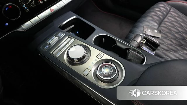 Genesis GV70 id 4179450 из Кореи 19