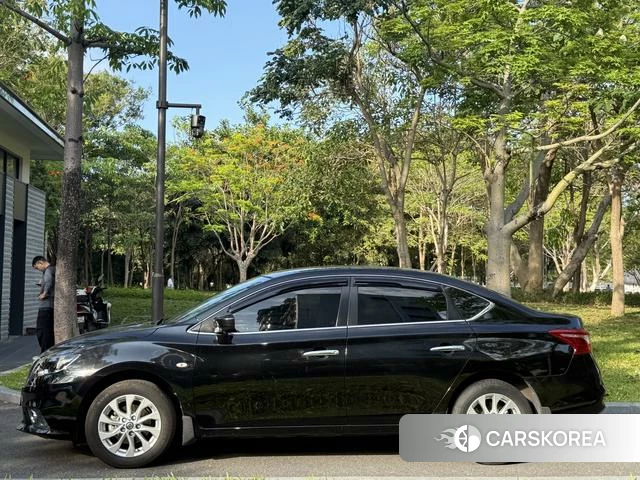 Nissan Xuan Yi id 4301359 из Китая 25