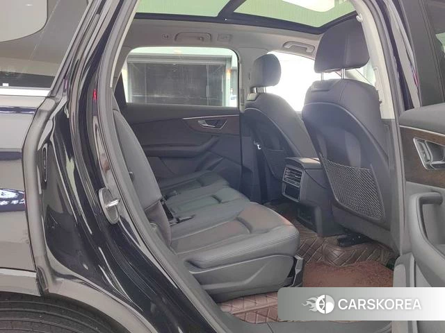Audi Q7 id 4278518 из Китая 15