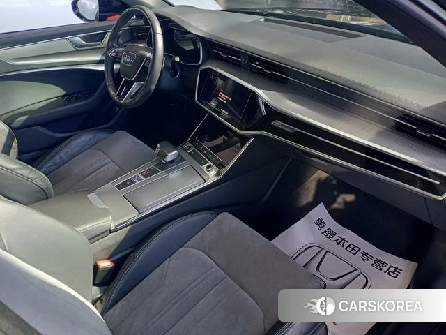 Audi A6L id 4236389 из Китая 9