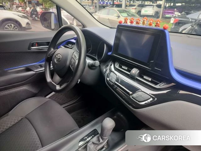 Toyota C-HR id 4257781 из Китая 11