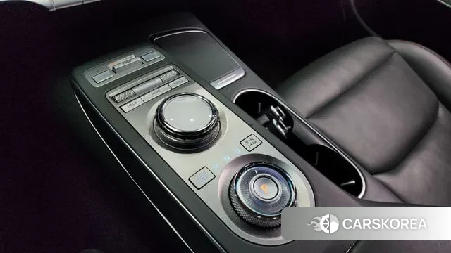 Genesis GV70 id 3572807 из Кореи 19