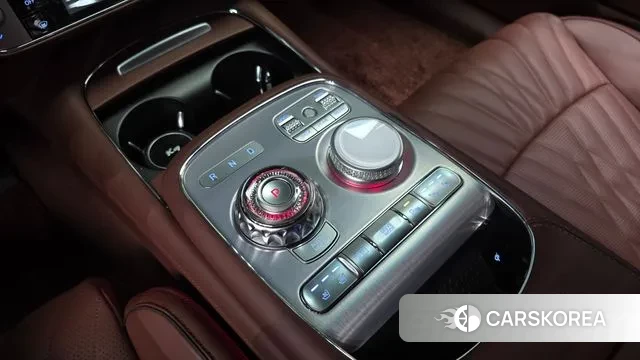 Genesis G90 (RS4) id 3256991 из Кореи 19