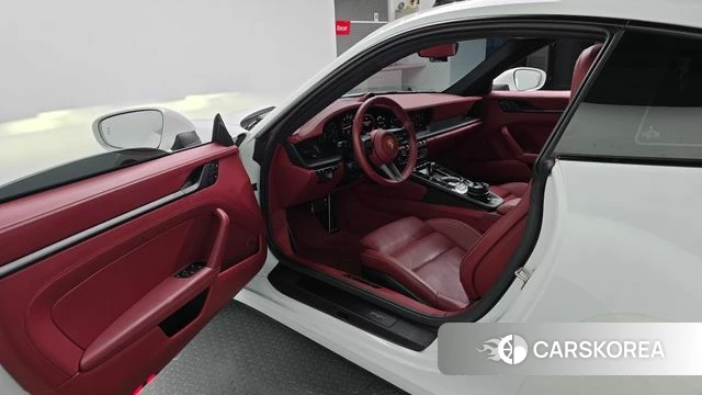 Porsche 911(992) id 4691828 из Кореи 29