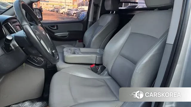 Hyundai The New Grand Starex id 3757514 из Кореи 12