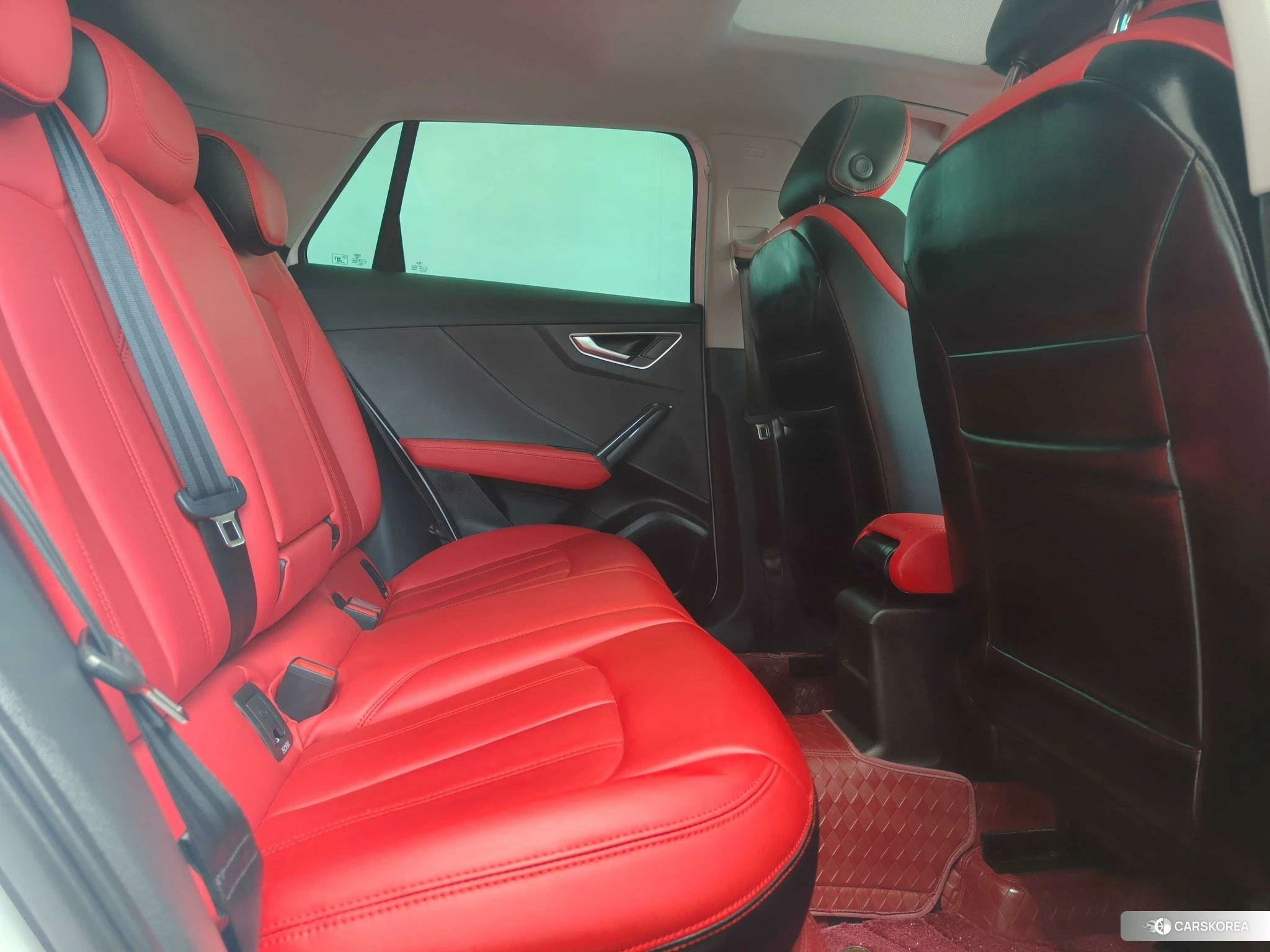 Audi Q2L id 4473685 из Китая 19