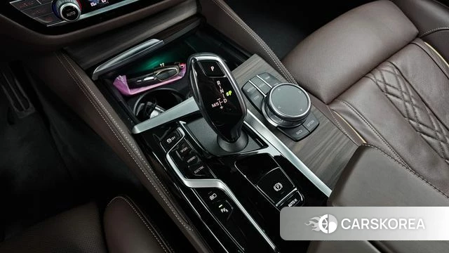 BMW 5 Series (G30) id 4489997 из Кореи 30