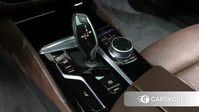 BMW 5 Series (G30) id 3611134 из Кореи 19