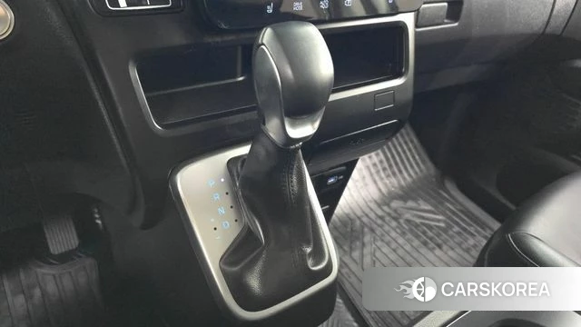 Hyundai Staria id 3851097 из Кореи 19