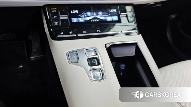 Hyundai The New Grandeur IG id 4517821 из Кореи 33