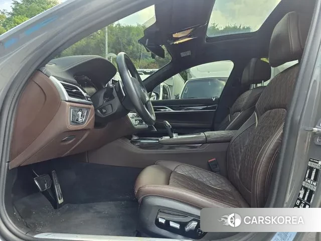 BMW 7 Series (G11) id 2979804 из Кореи 19