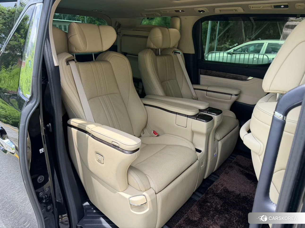 Toyota Alphard id 4514915 из Китая 12