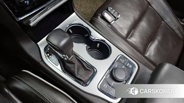 Jeep Grand Cherokee id 3608038 из Кореи 19