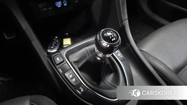 Hyundai Veloster (JS) id 3583087 из Кореи 19