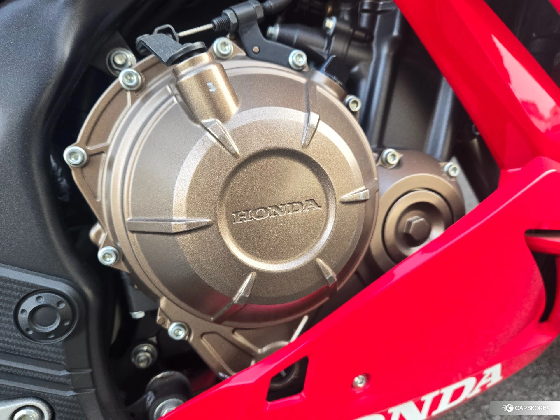 Honda CBR400R ABS id 3947901 из Японии 9