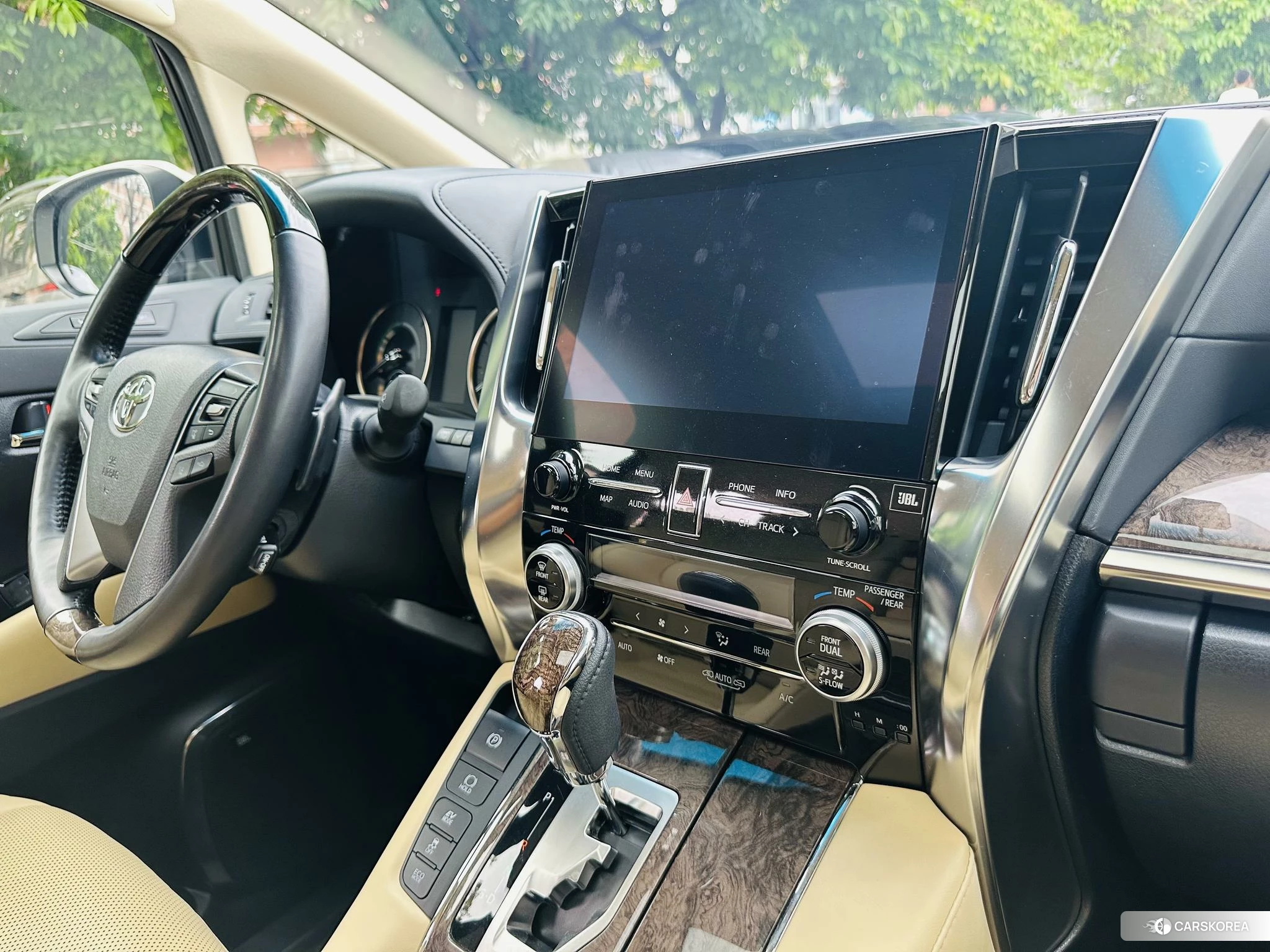 Toyota Elfa id 4455716 из Китая 28