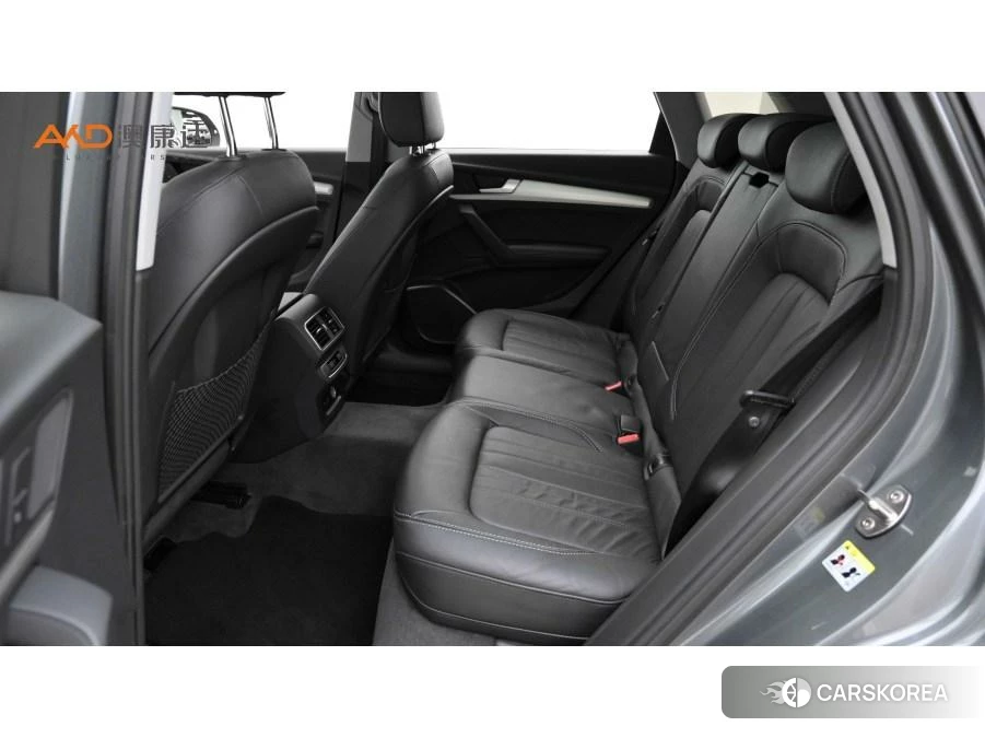 Audi Q5L id 4413556 из Китая 9