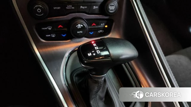 Dodge Challenger id 4447653 из Кореи 38