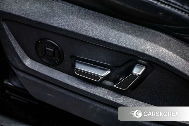 Audi Q6 id 4256882 из Китая 34