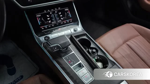 Audi A6 (C8) id 3546058 из Кореи 19