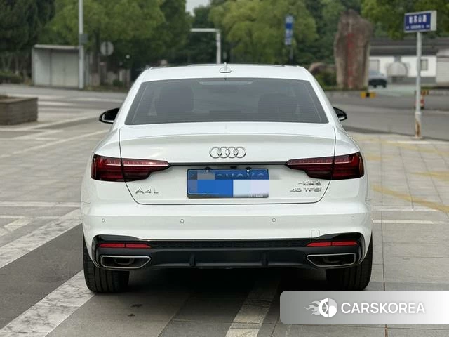 Audi A4L id 4313437 из Китая 17
