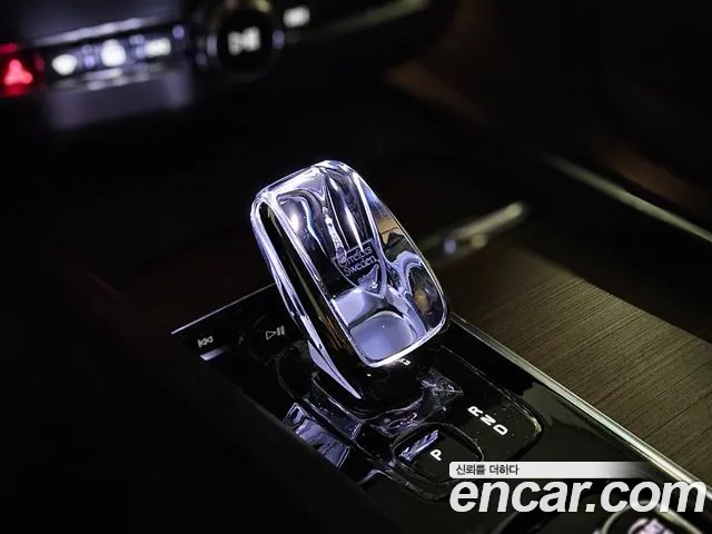 Volvo XC60 second Generation id 2360673 из Кореи 19