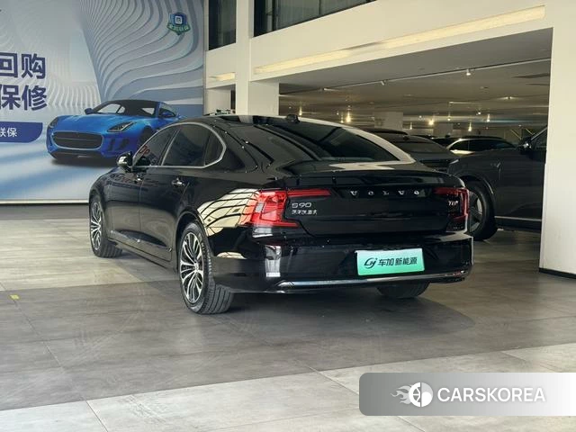 Volvo S90 PHEV id 4240180 из Китая 9