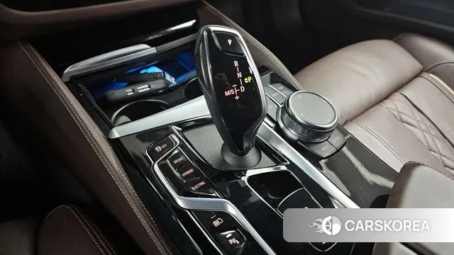 BMW 5 Series (G30) id 3478127 из Кореи 19