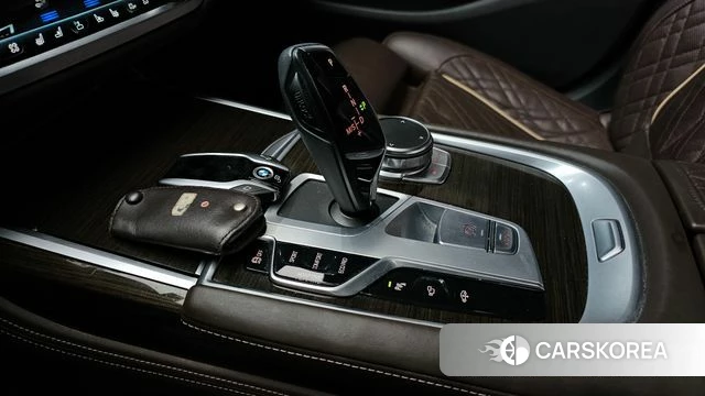 BMW 7 Series (G11) id 4556621 из Кореи 32