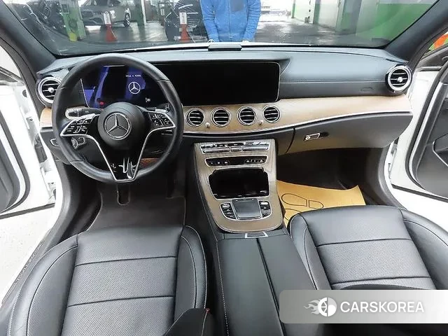 Mercedes-Benz E-Class W213 id 3654588 из Кореи 19