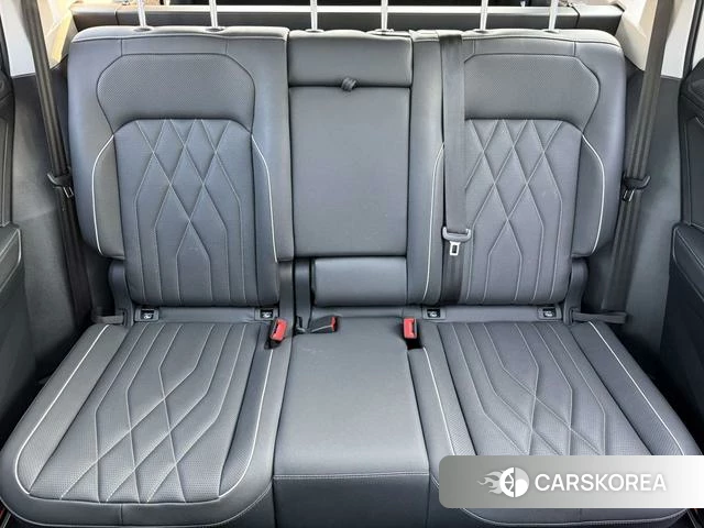 Volkswagen Tiguan L id 4278565 из Китая 15