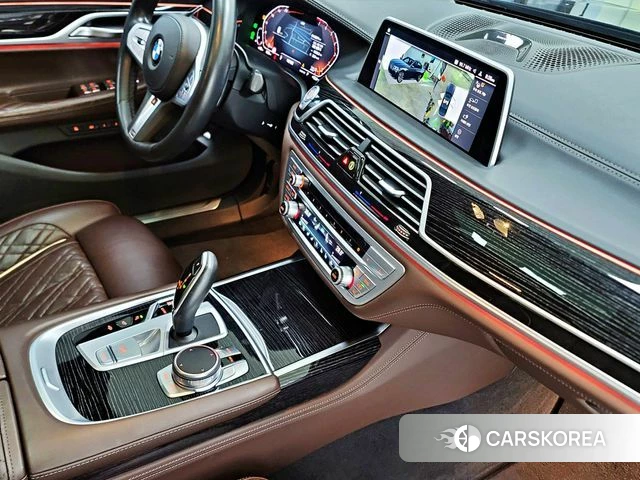 BMW 7 Series (G11) id 3812481 из Кореи 19