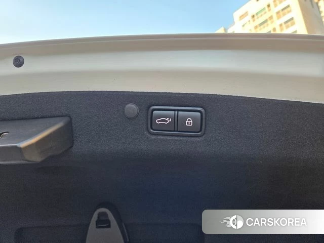 Hyundai The New Grandeur IG id 3813309 из Кореи 19